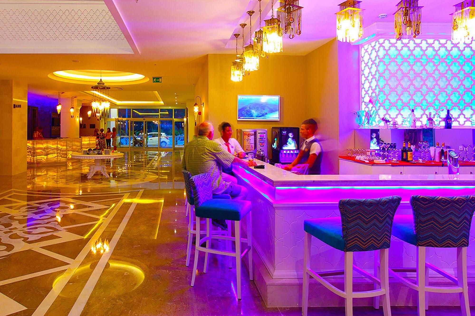 Diamond Elite Hotel & Spa - Adults Only Side Bagian luar foto